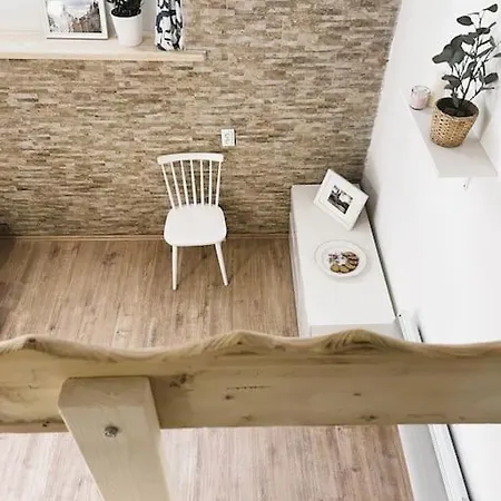 Flat White Flat Прага